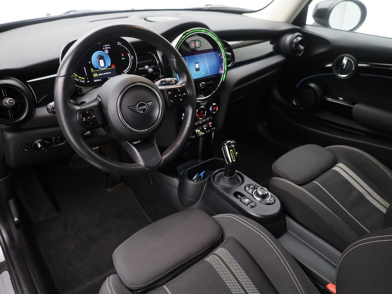 Mini Electric Mini 33 kWh | NAVI | STOELVERWARMING