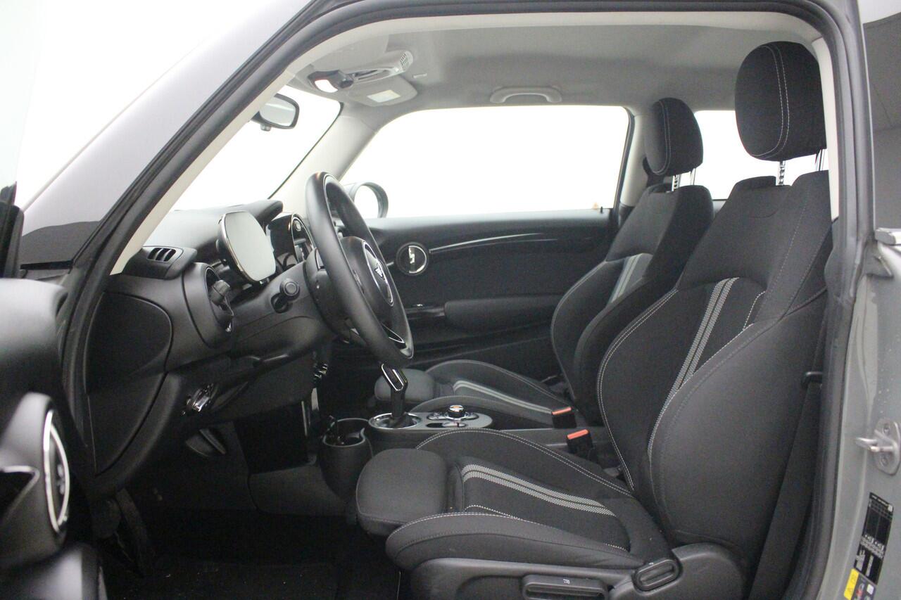 Mini Electric 3-deurs Cooper S 33 kWh | Navi | Snelader | Sportstoelen |