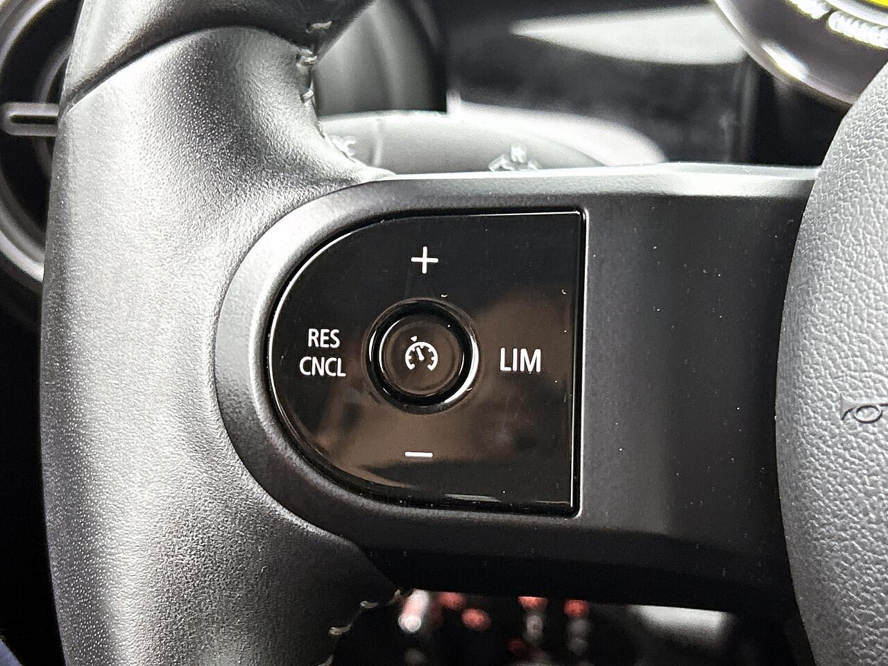 Mini Electric Mini S MINI Yours 135KW / 33 kWh Comfort plus / Driving Ass. / Leder / Navigatie / Pdc+Camera / Harman Kardon / 100% Elektrisch, 100% Stijlvol / Apk 05-2027