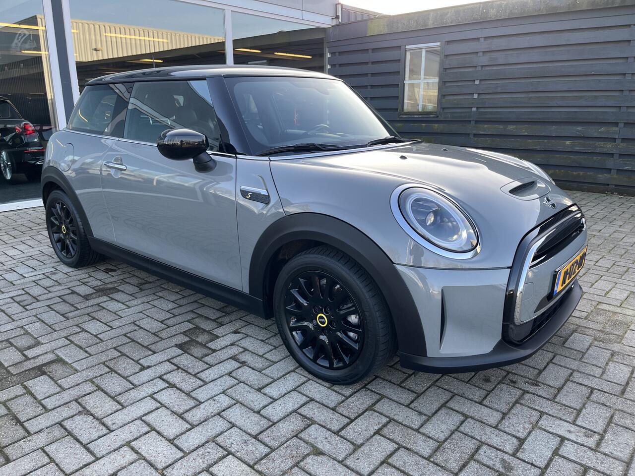 Mini Electric Mini / Led / Carplay / Clima / Lmv / Leer Business Edition 33 kWh