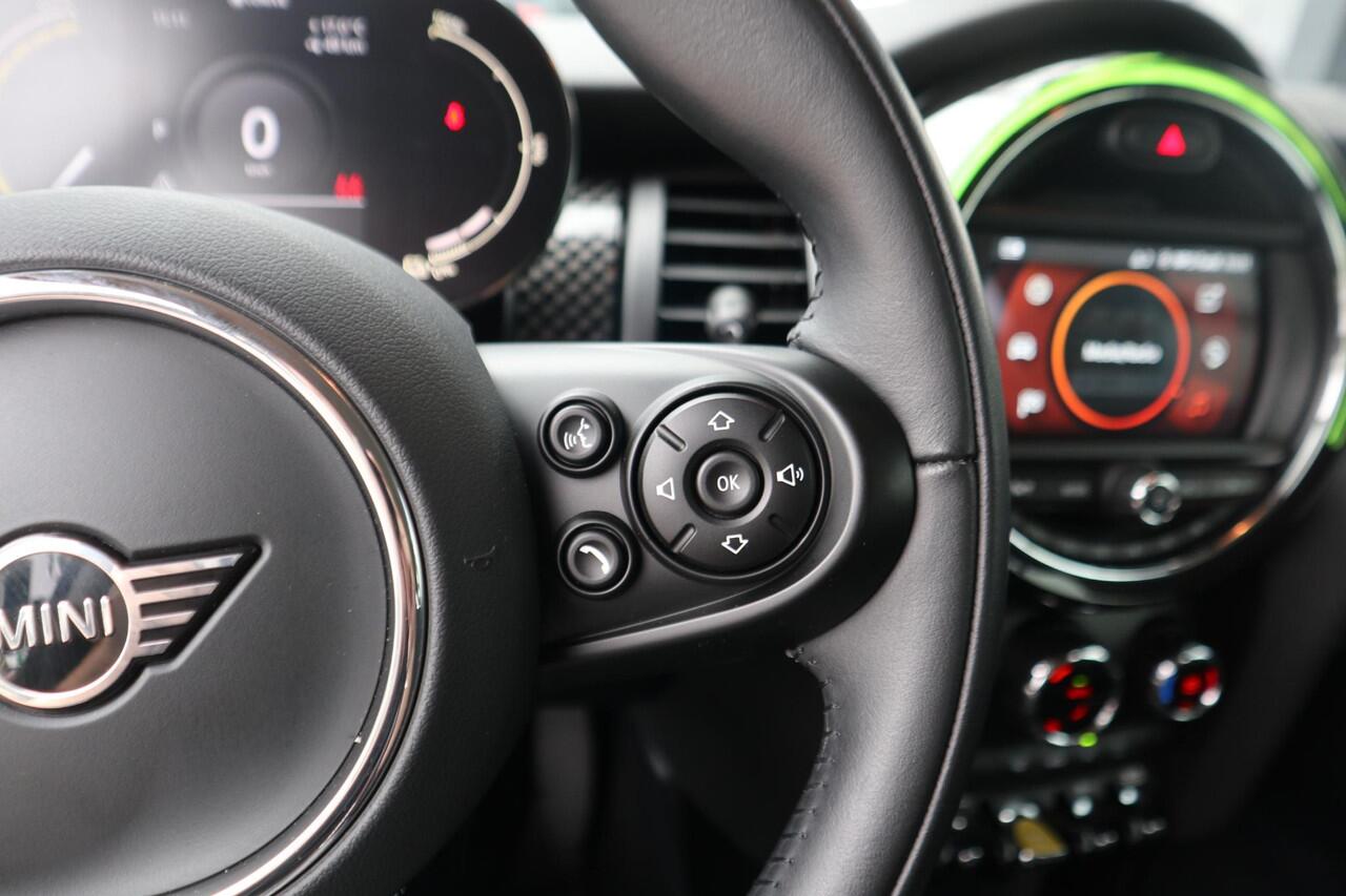 Mini Electric | LED | Navigatie | DAB