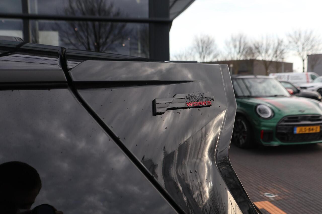 Mini Electric Cooper SE John Cooper Works | Stoel- en stuurverwarming | Comfort Access | Panorama Dak | Head-Up Display