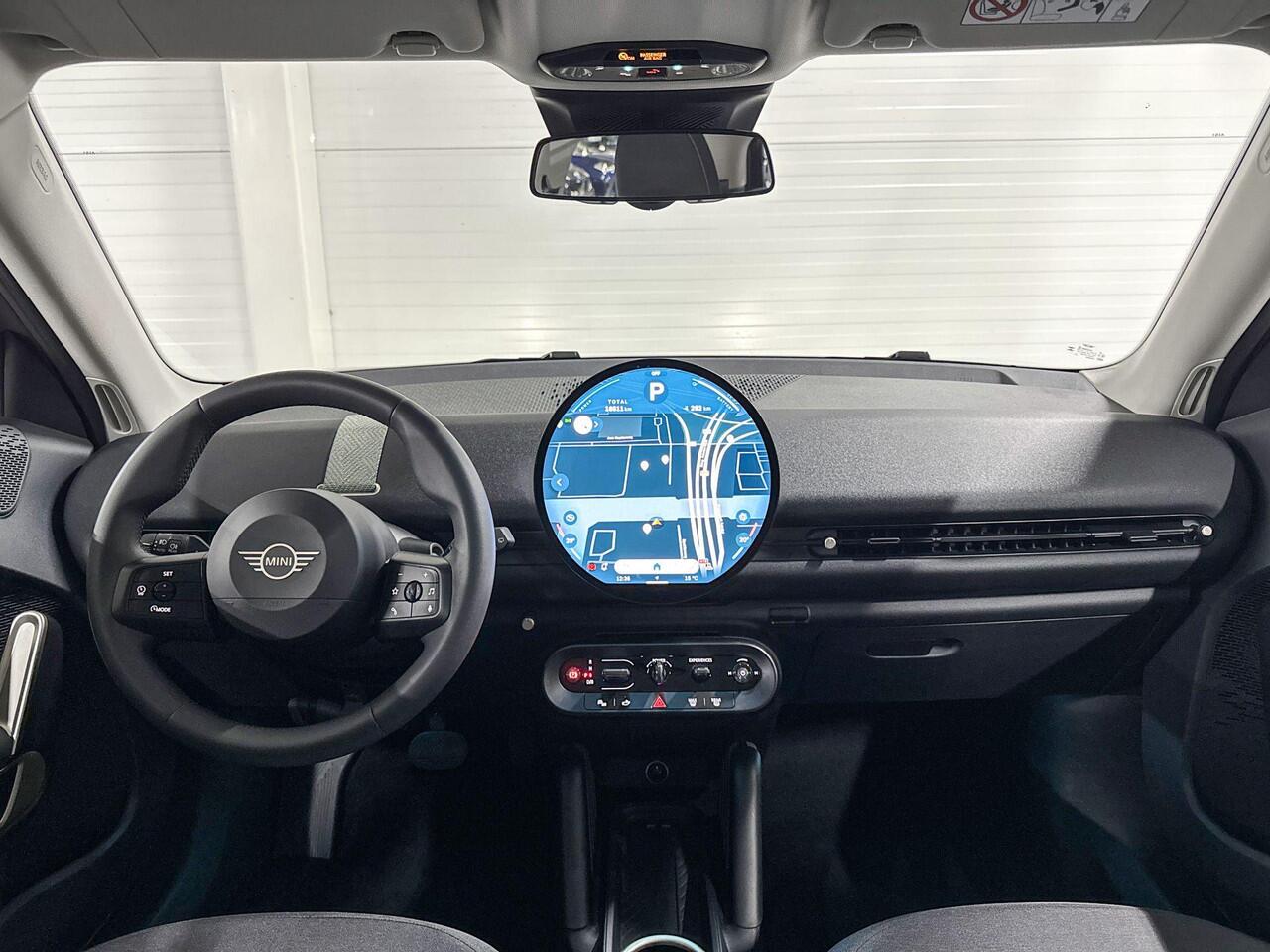 Mini Electric Aceman SE Essential | Achteruitrijcamera | Apple Carplay | Dodehoek Detectie