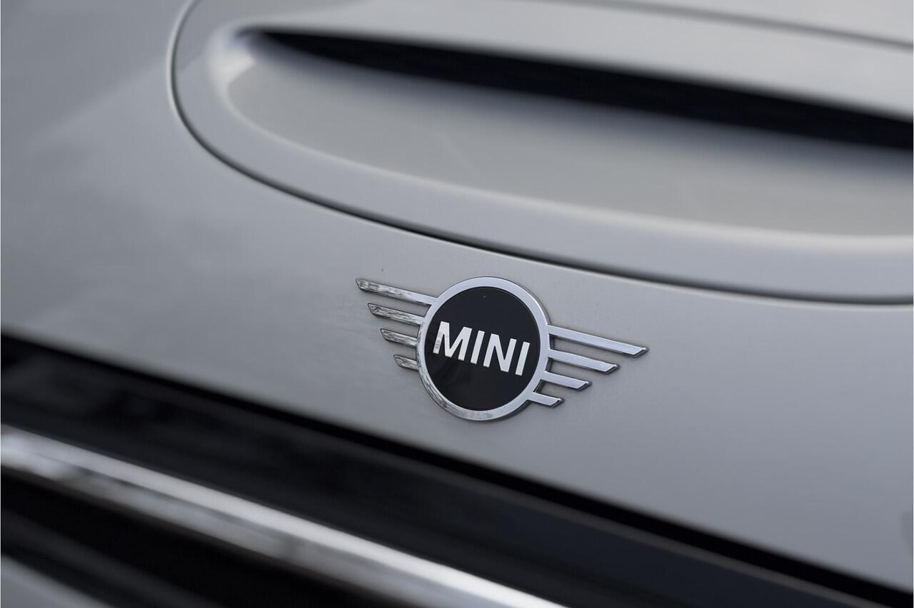 Mini Electric Cooper SE Classic 33 kWh | Sportleder | Stoelverwarming | Carplay | LED