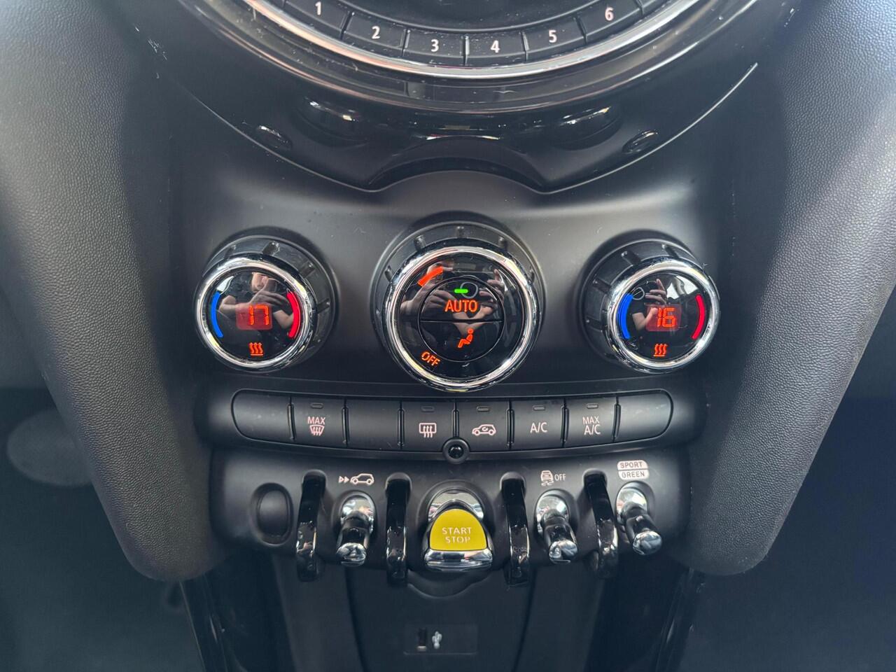 Mini Electric Mini 33 kWh | Navigatie | Parkeer sensoren |