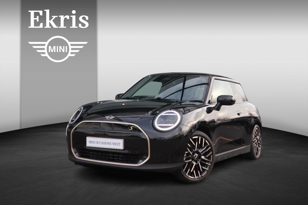 mini-electric-cooper-se--favoured-