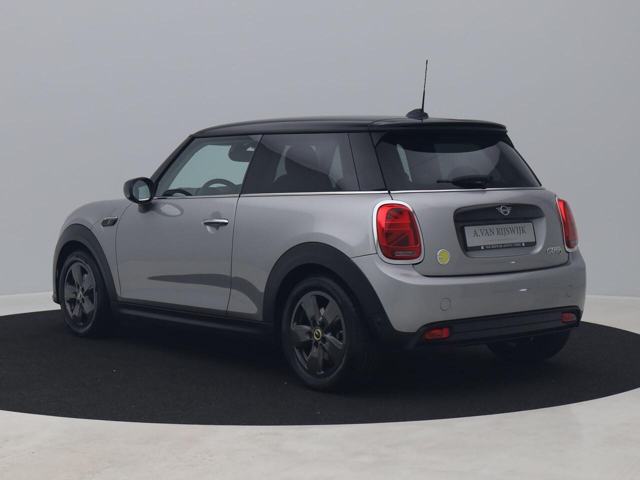 Mini Electric Mini 33 kWh | CARPLAY | STOELVERWARMING