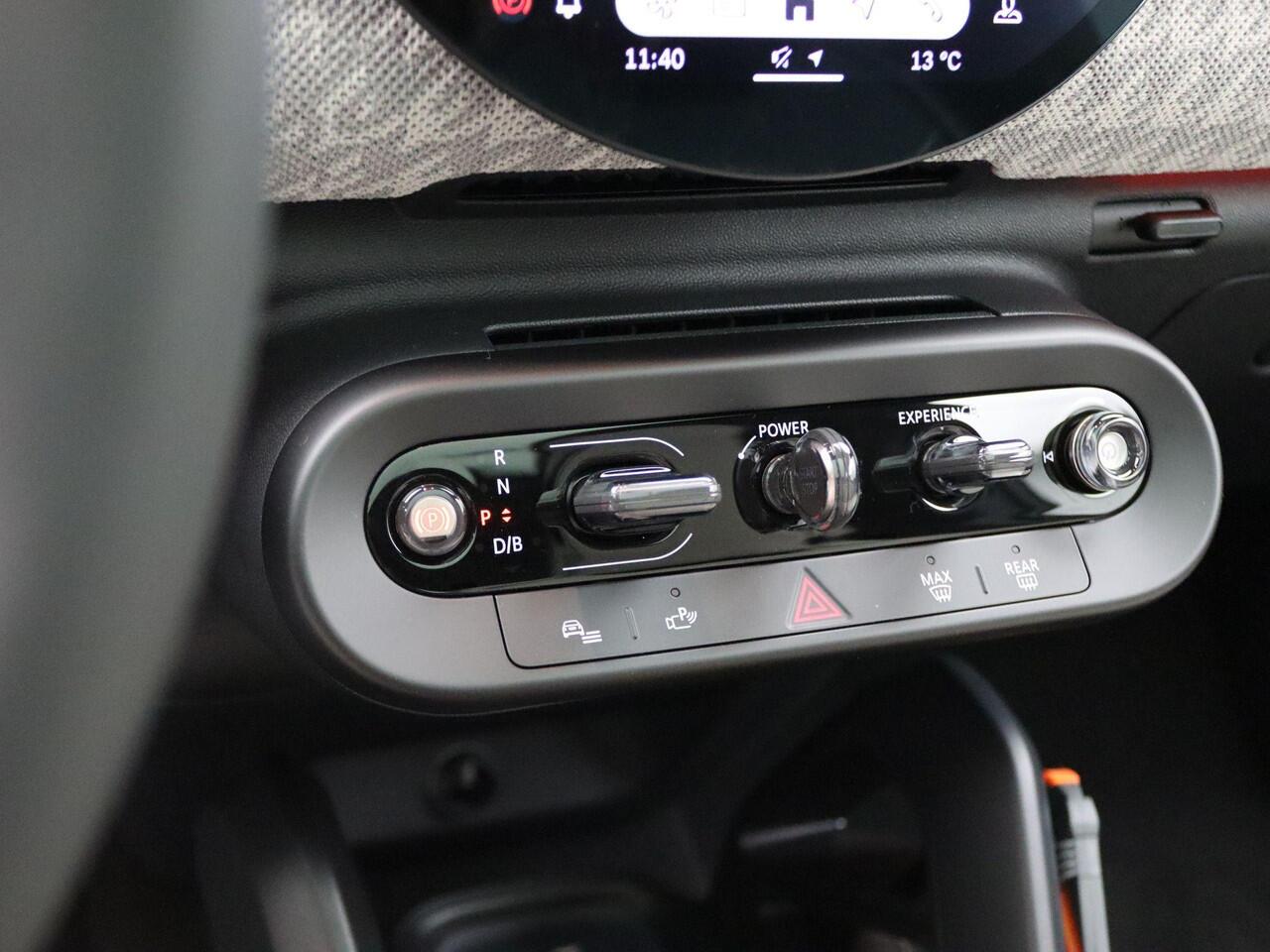 Mini Electric Mini Cooper SE Favoured M 54.2 kWh