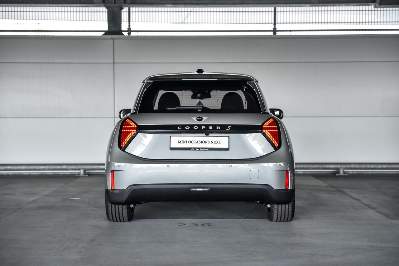 Mini Electric Cooper SE | Selections | Classic Trim | Pakket M | Summer Sale 100