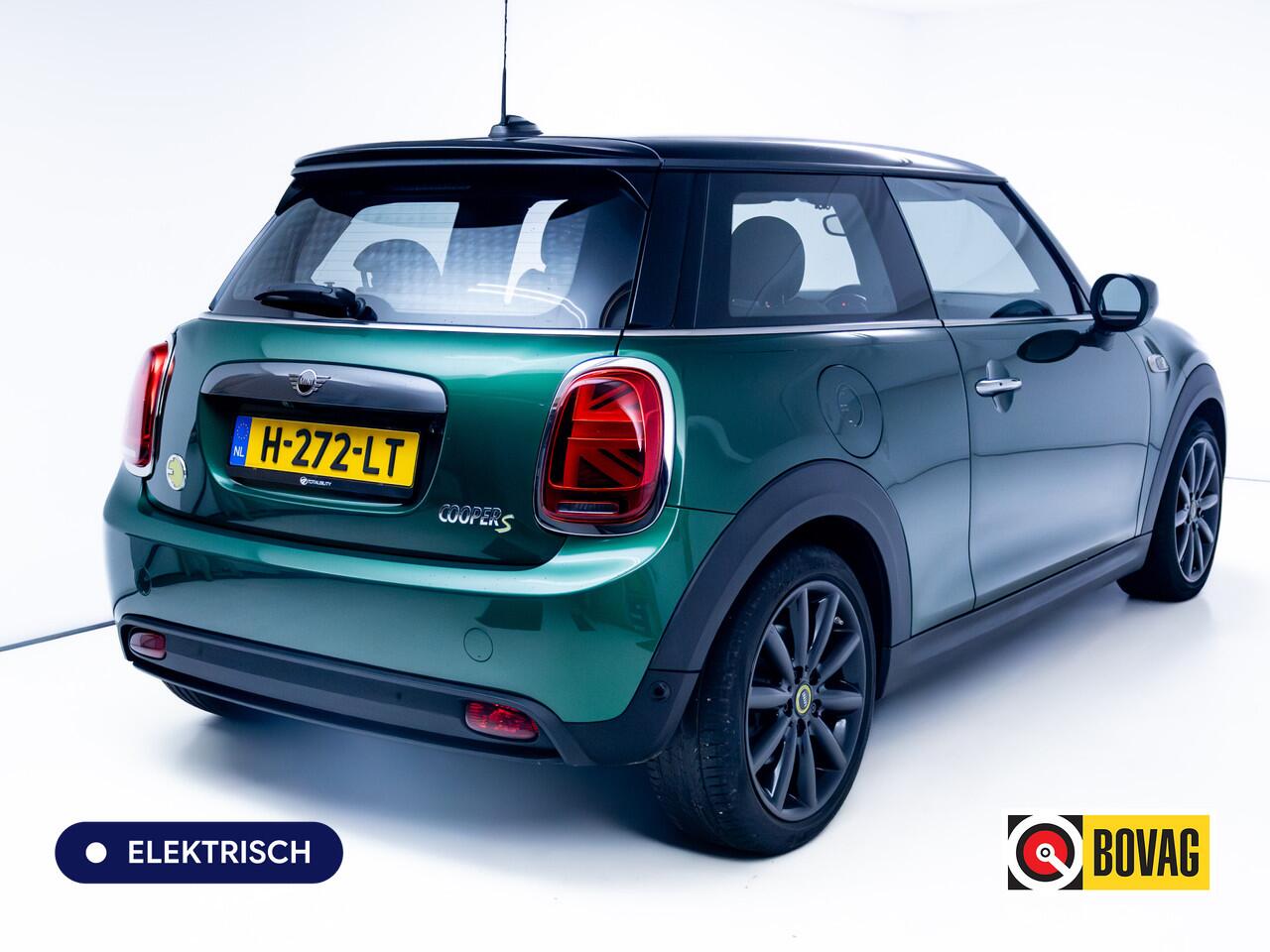 Mini Electric Mini Business 33 kWh | Airco | Led | Stoelverwarming | PDC Achter | Camera | Cruise control, Keyless, 17" Lichtmetalen velgen