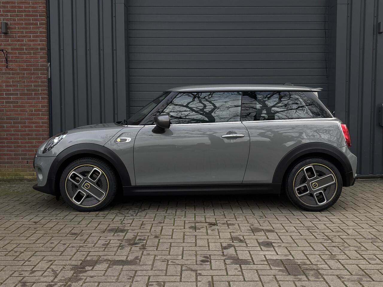 Mini Electric Mini Basic 33 kWh - Apple Carplay / Android auto - Cruise Control - PDC -