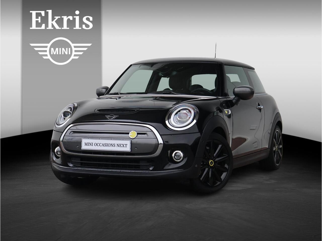 Mini Electric Mini Charged 33 kWh Harman Kardon/ Comfort Access/ Achteruitrijcamera/ Parkeersensoren voor én achter/ Climate Control/ Stoelverwarming/ LED koplampen