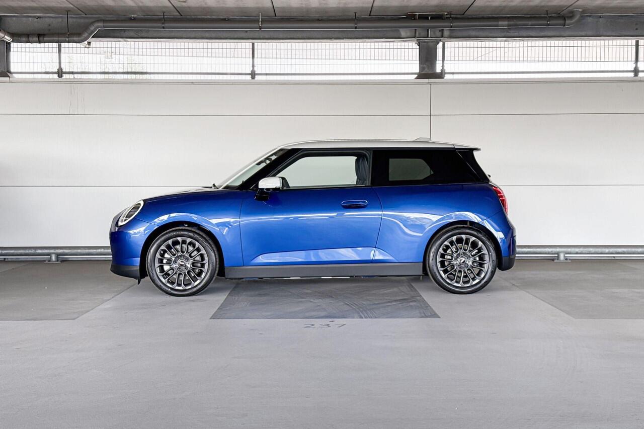 Mini Electric Cooper 3-deurs Cooper E Favoured L 40.7 kWh