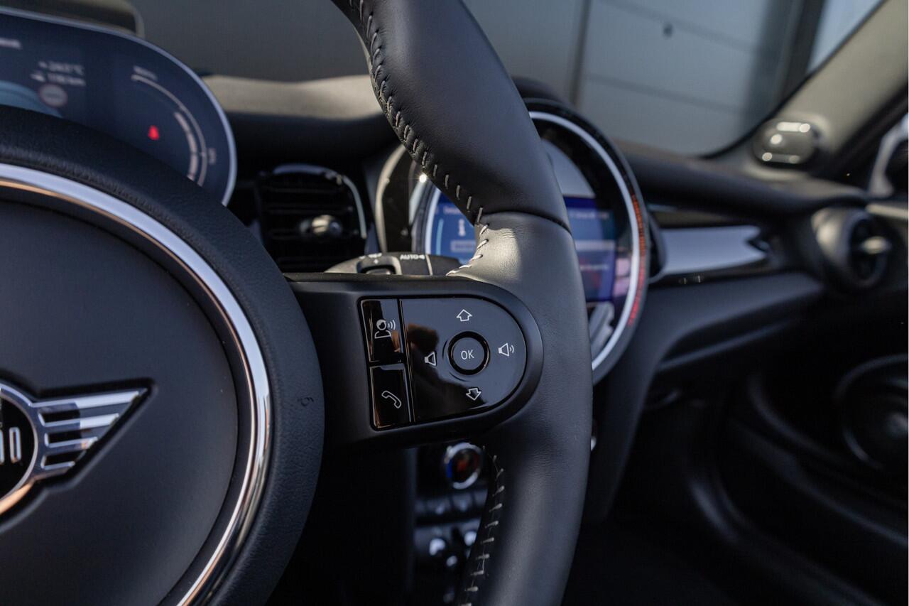 Mini Electric Mini Cabrio MINI Yours 33 kWh | Electrisch | Camera + Pdc l Adapt. Cruise l 1 of 999 l Harman Kardon