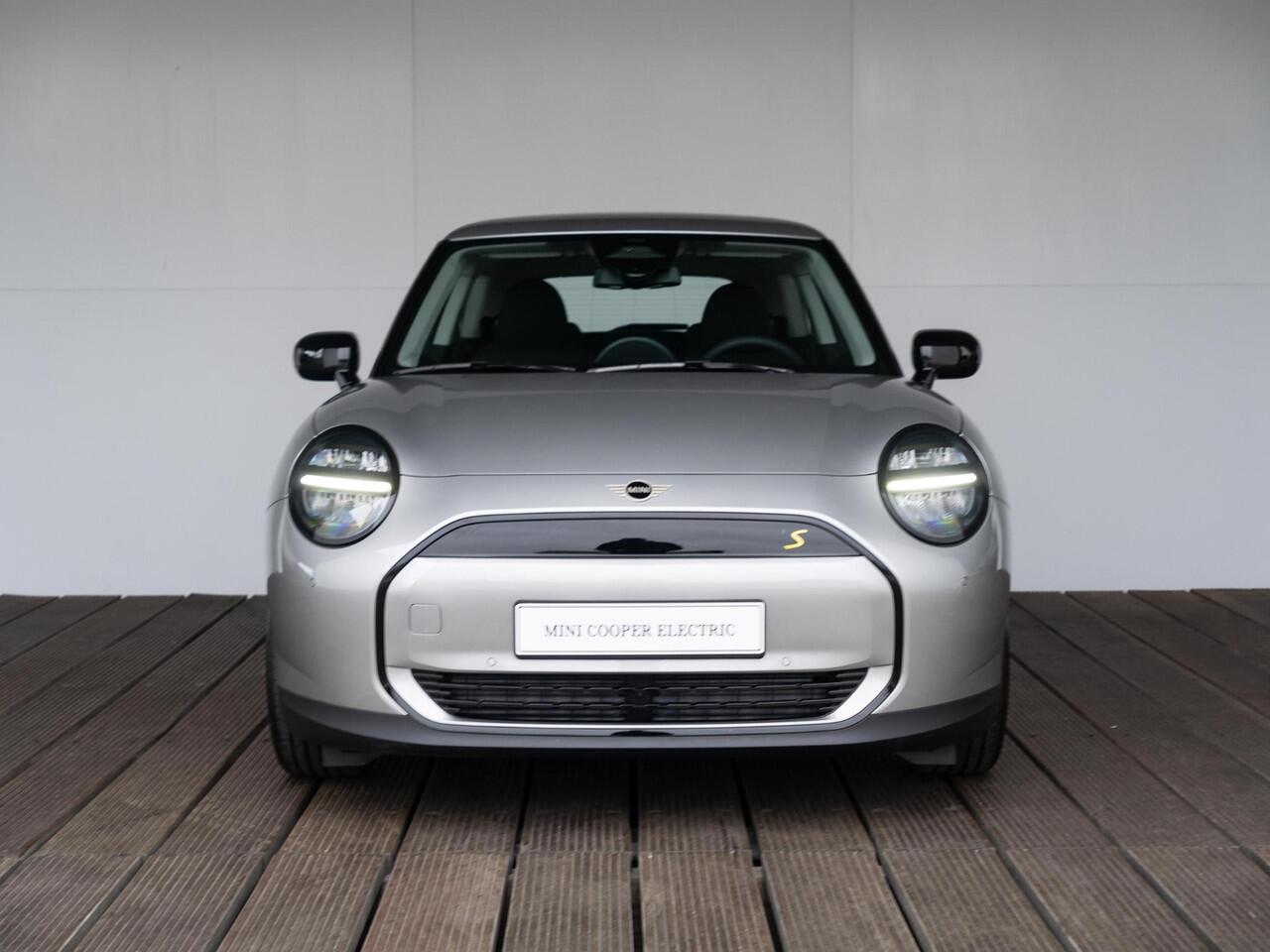 Mini Electric Cooper SE Essential