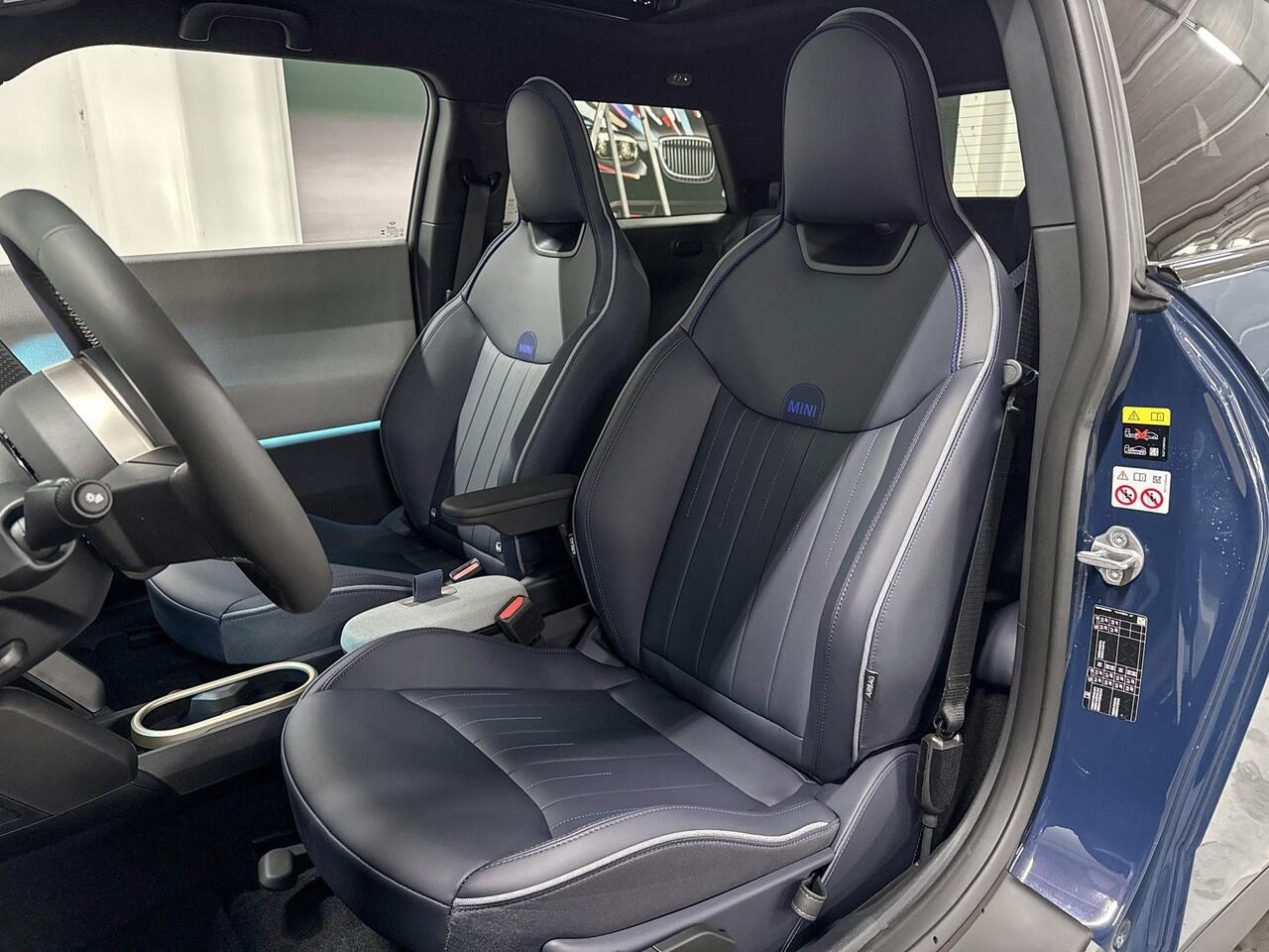 Mini Electric Cooper 3-deurs Cooper SE Favoured M 54.2 kWh