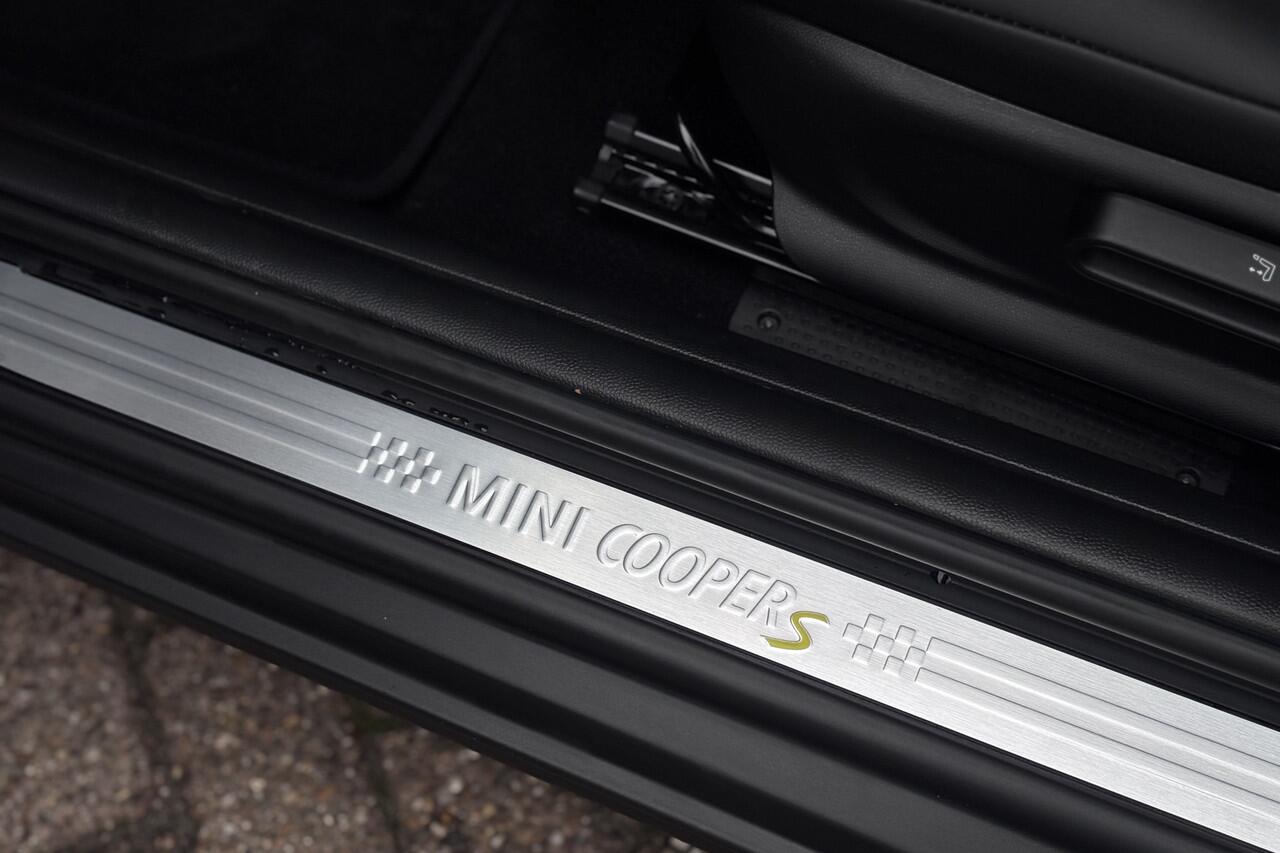 Mini Electric Cooper SE 33 kWh | Camera | Comfort Access | Stoelverwarming | LED