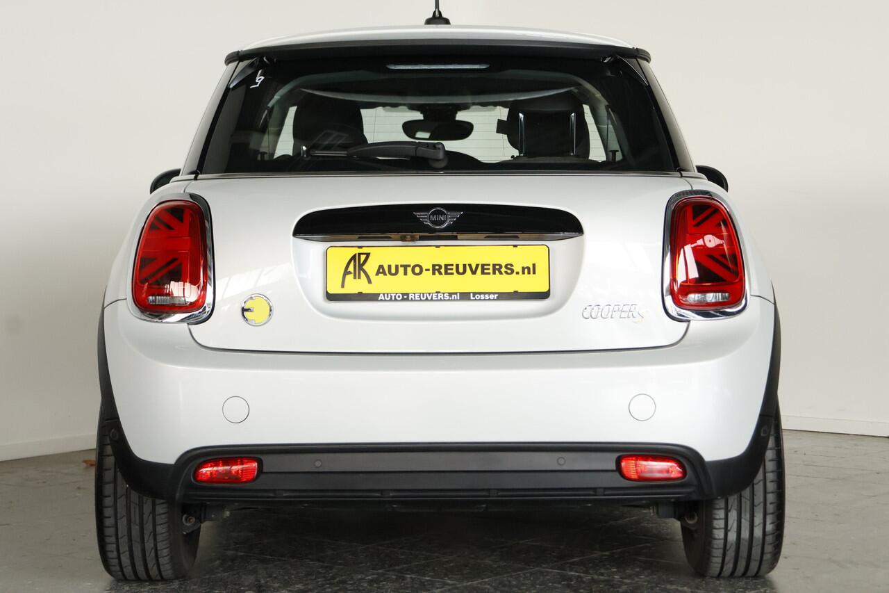 Mini Electric Mini Essential 33 kWh / Navi / CarPlay / ACC / Cam / LED