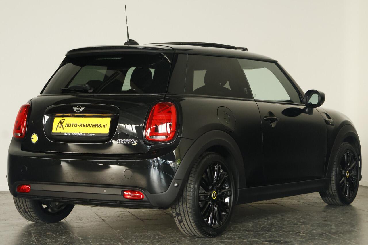 Mini Electric Cooper MINI Yours 33 kWh / LED / Opendak / Leder / HarmanKardon / HUD