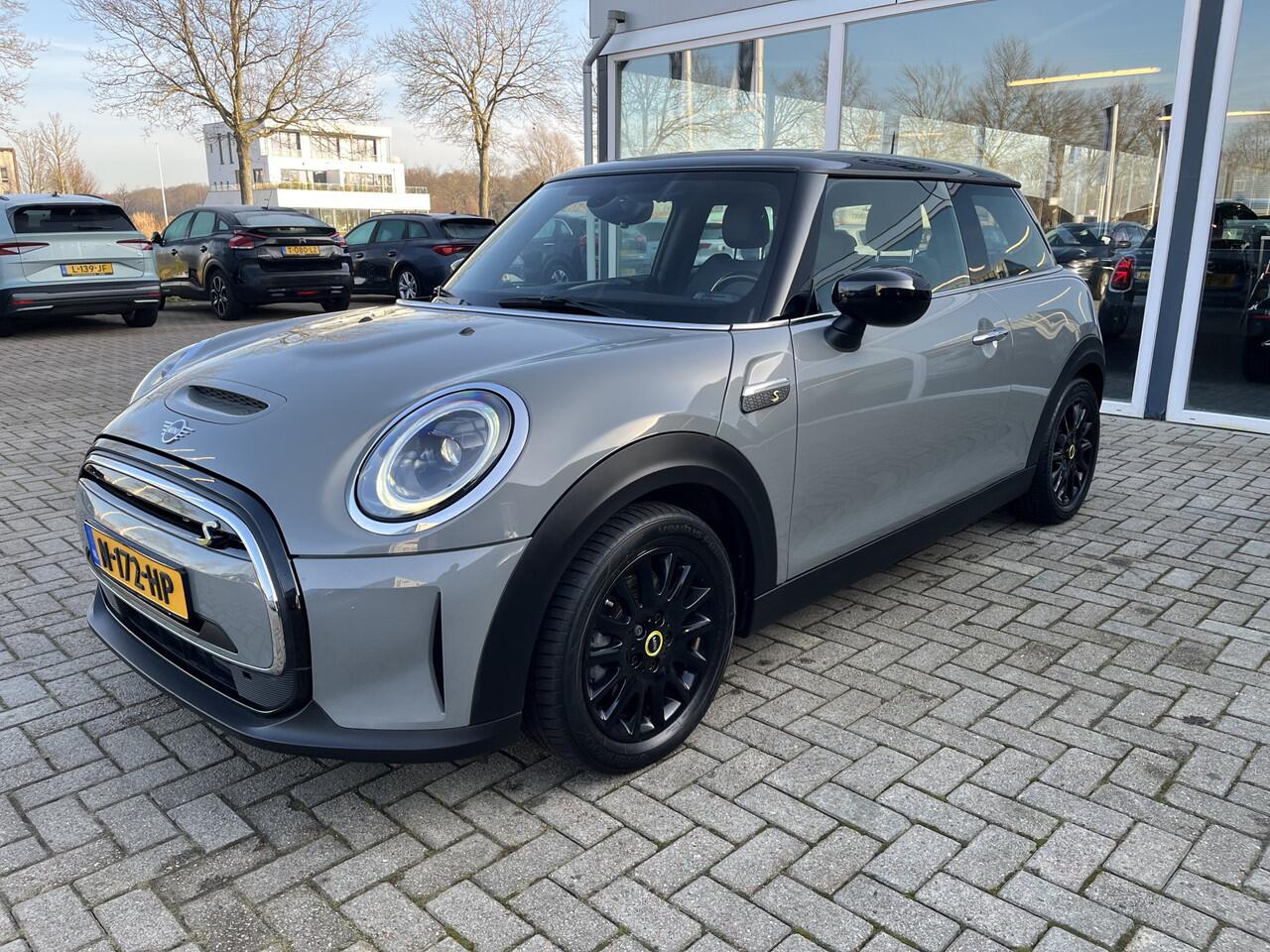 Mini Electric Mini / Led / Carplay / Clima / Lmv / Leer Business Edition 33 kWh