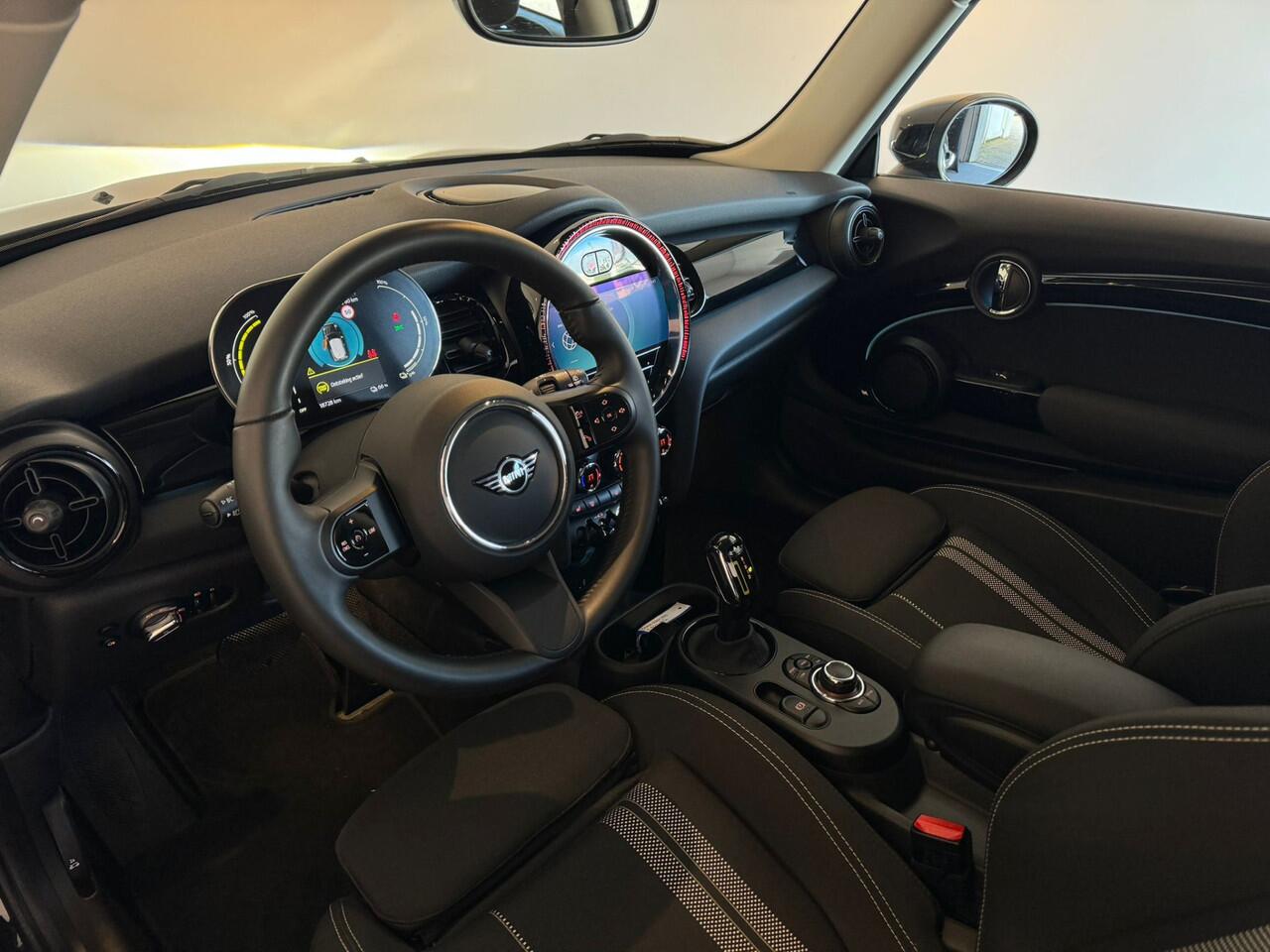 Mini Electric Mini Essential 33 kWh