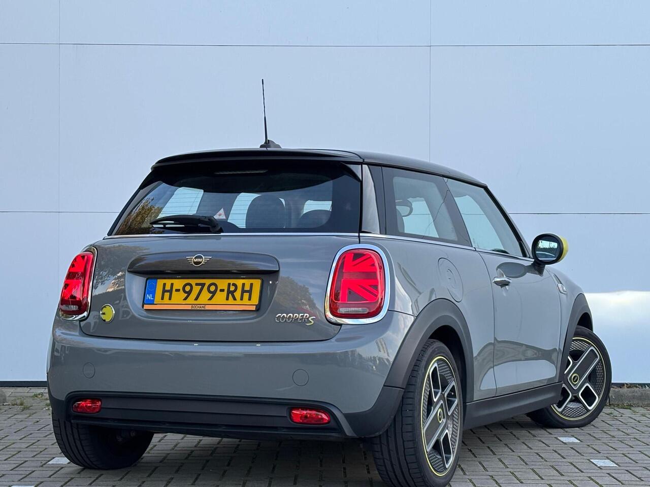 Mini Electric Mini 33 kWh | Navigatie | Parkeer sensoren |