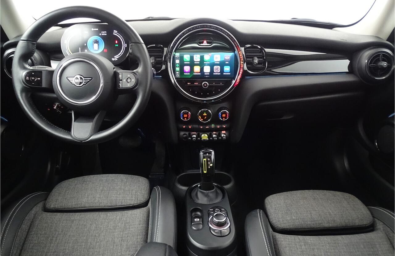 Mini Electric Cooper SE PANO Classic, Facelift m'22 schuifdak, Apple Carplay, Stoelverwarm, cruise c, bluetooth, Union Jack achterlichten,