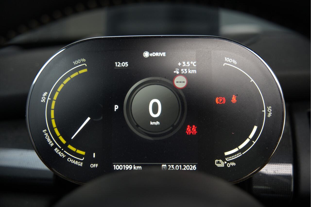 Mini Electric Mini Yours 33 kWh | Panoramadak | Harman Kardon | Head-Up Display | Union Jack | Black Pack | BTW | Stoelverwarming | Keyless | Apple Carplay | Navigatie | Camera | Parkeersensoren | Warmtepomp | Leer | Cruise