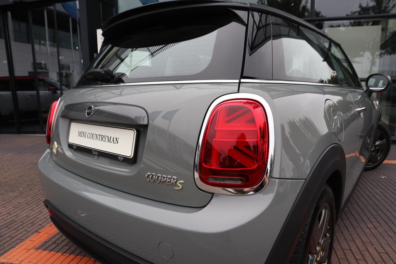 Mini Electric | LED | Navigatie | DAB