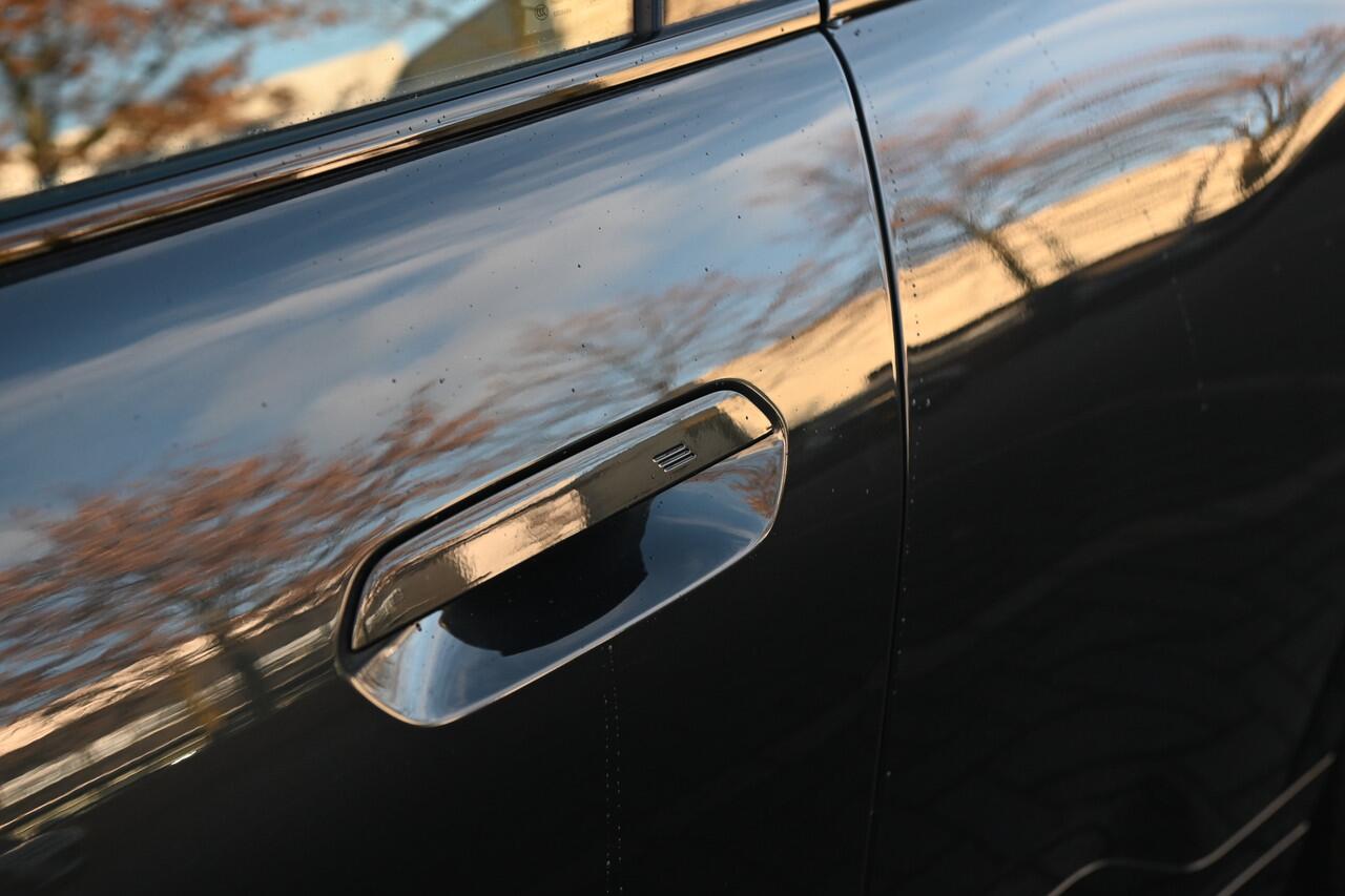 Mini Electric Aceman SE / John Cooper Works / Pakket XL / 18" John Cooper Works Lap Spoke 2-tone