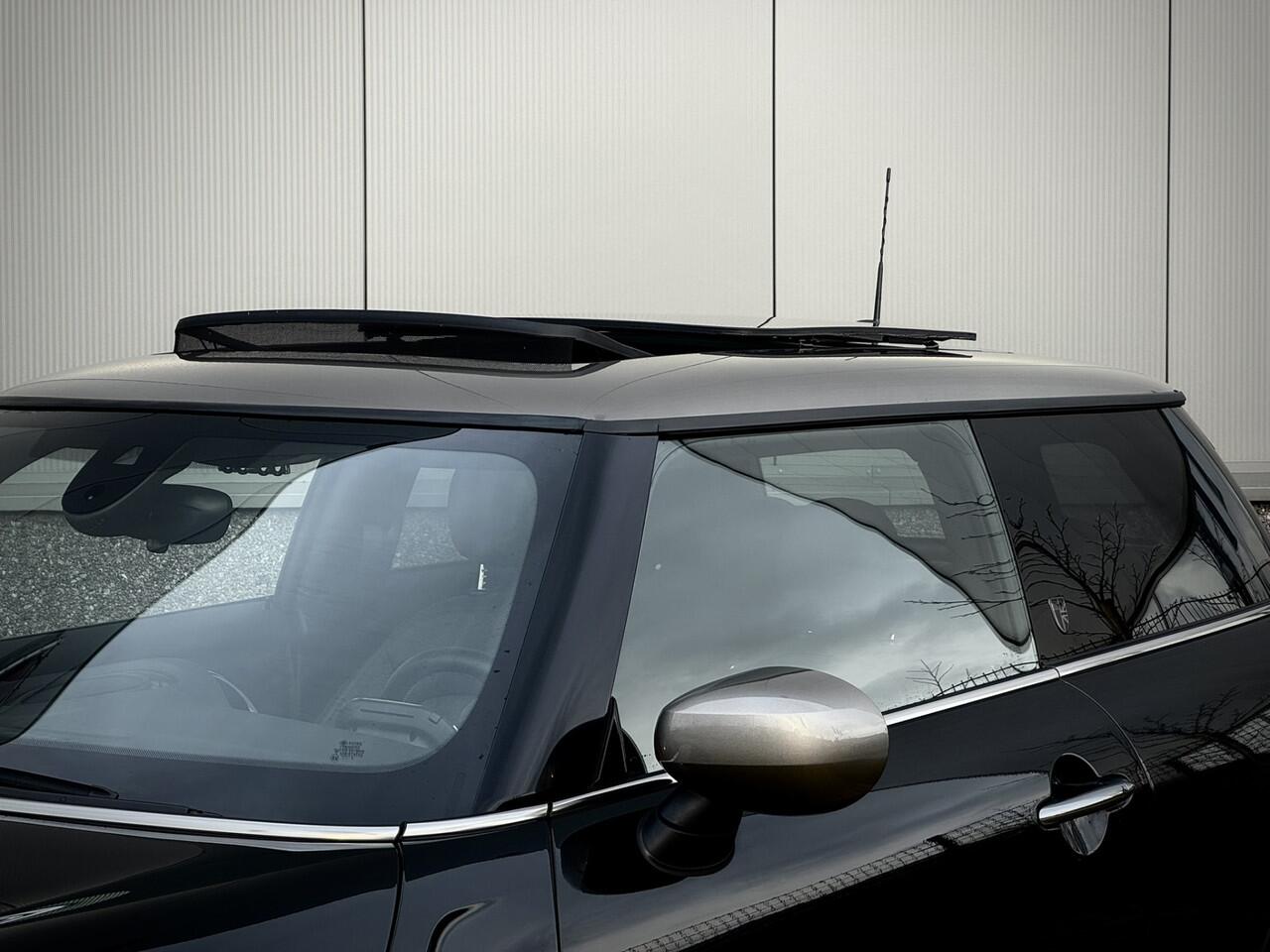 Mini Electric Mini Yours 33 kWh | Panoramadak | Harman Kardon | Adaptive Cruise | Yours Nappa Leder | Camera