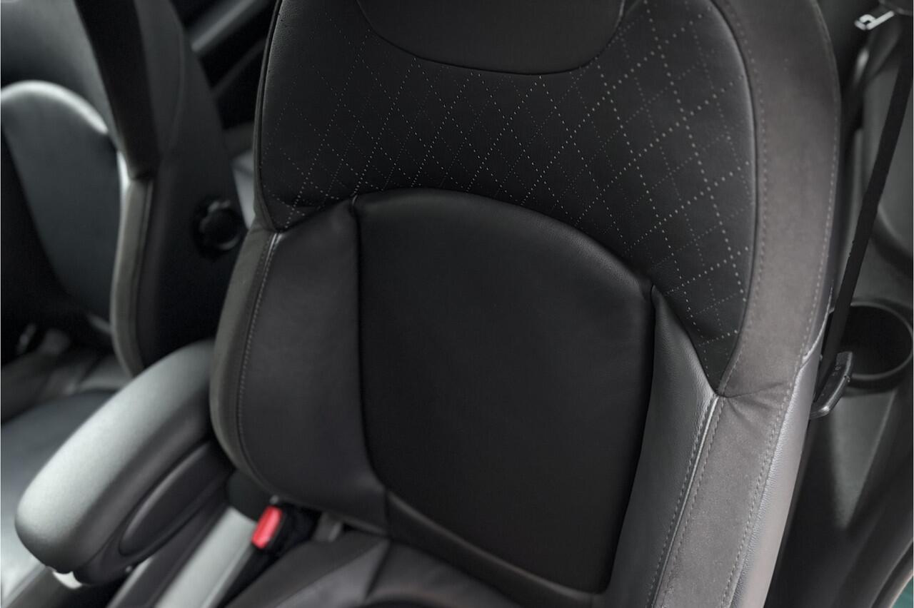 Mini Electric Cooper SE Classic 33 kWh | Sportleder | Stoelverwarming | Carplay | LED