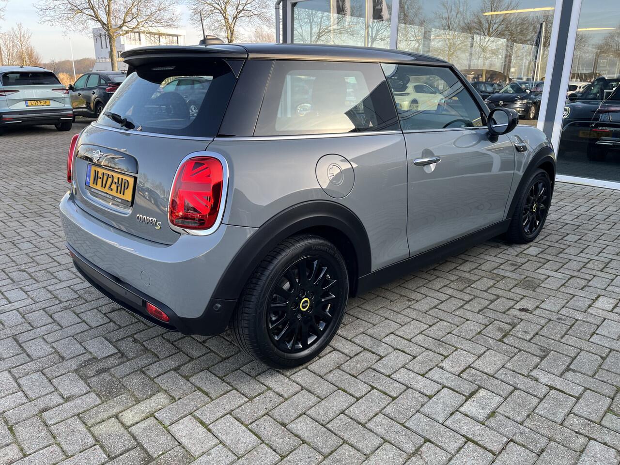 Mini Electric Mini / Led / Carplay / Clima / Lmv / Leer Business Edition 33 kWh