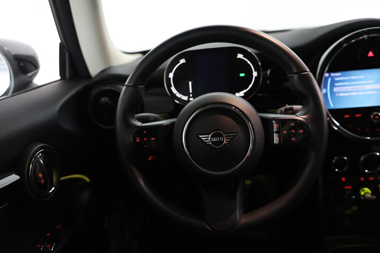 Mini Electric Mini Business Edition 33 kWh slechts 12999 km !