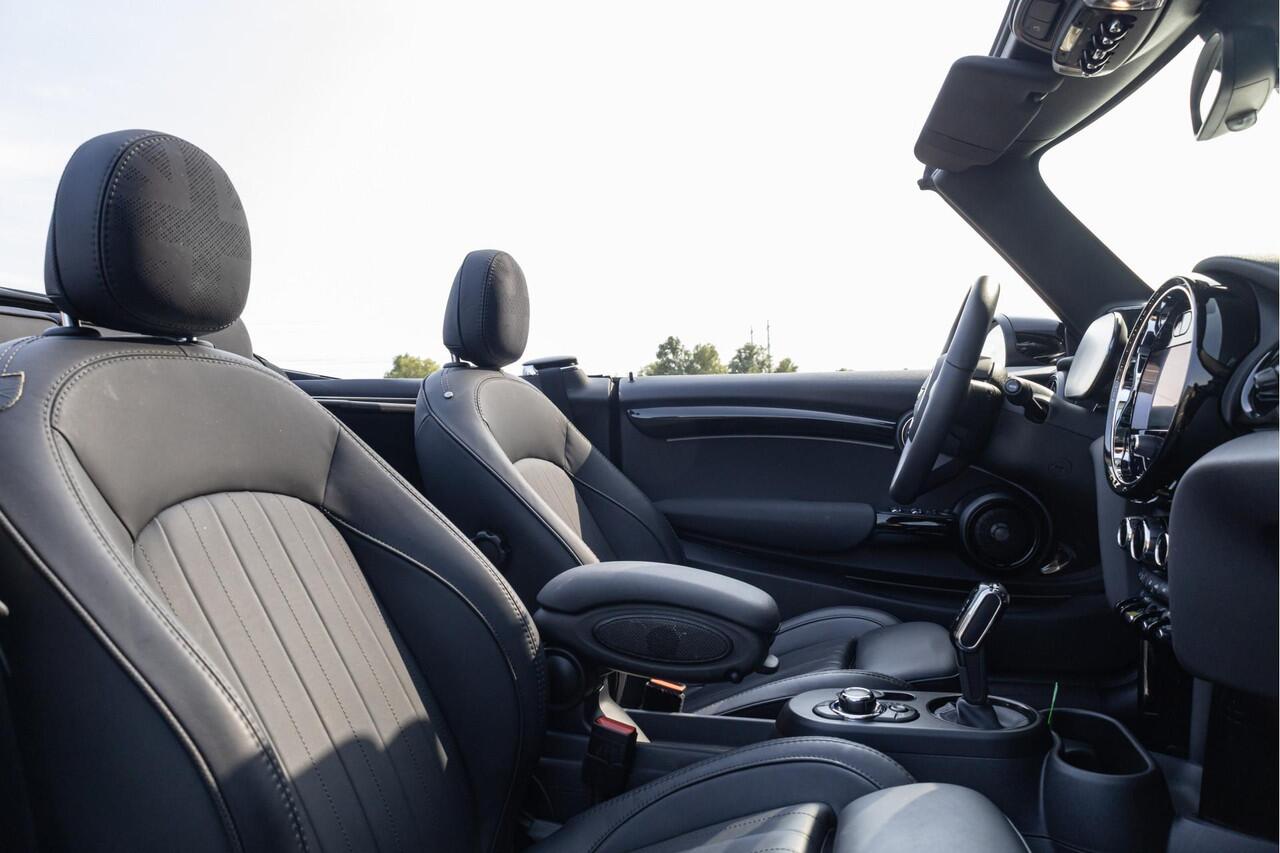 Mini Electric Cabrio Mini MINI Yours 33 kWh | 1 of 999 | Camera l Adaptieve Cruise l Leder l Head-Up l Harman Kardon l