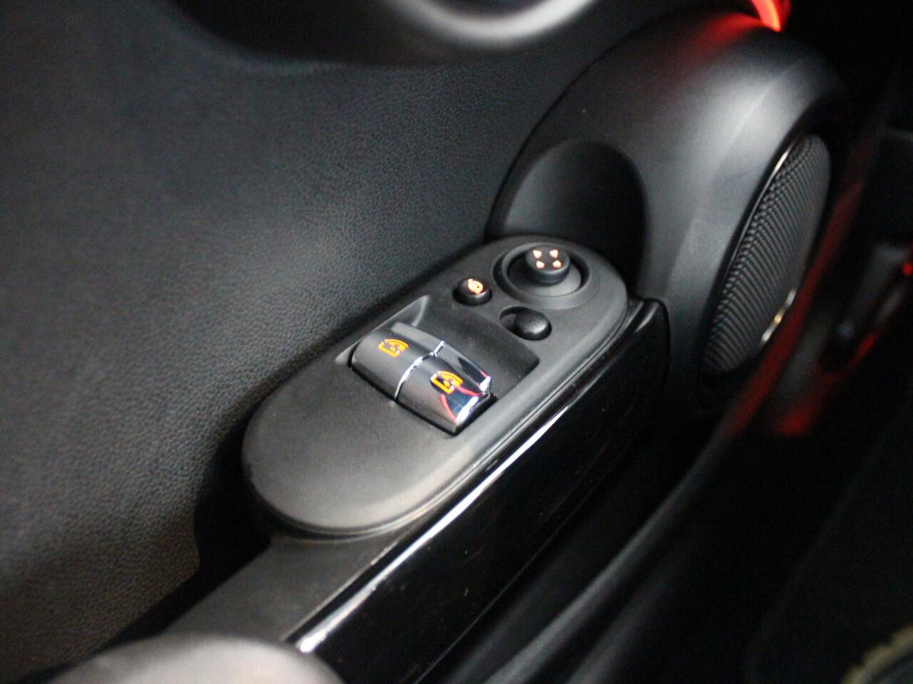 Mini Electric Mini Classic 33 kWh | Camden editie | Clima | Navi |*