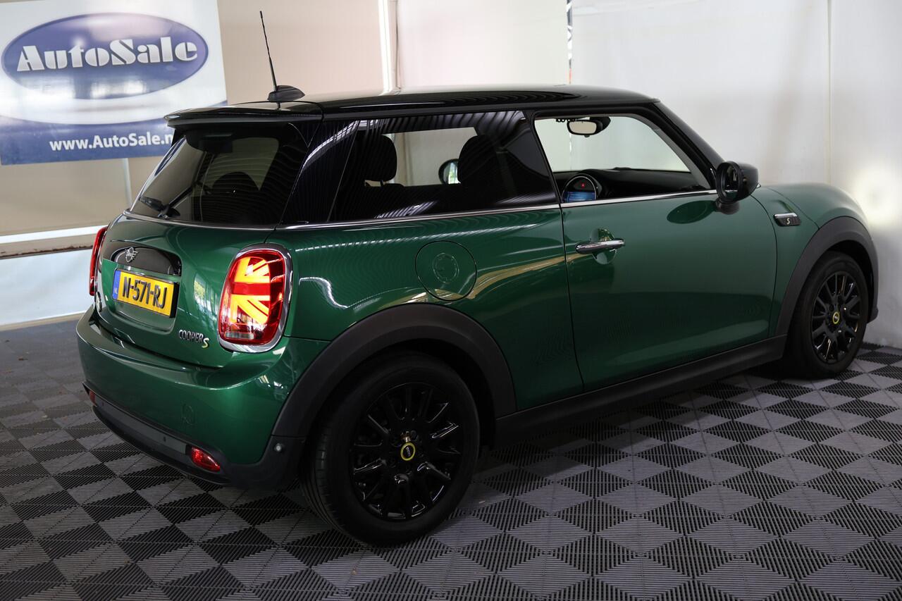 Mini Electric Mini Business Edition 33 kWh slechts 12999 km !