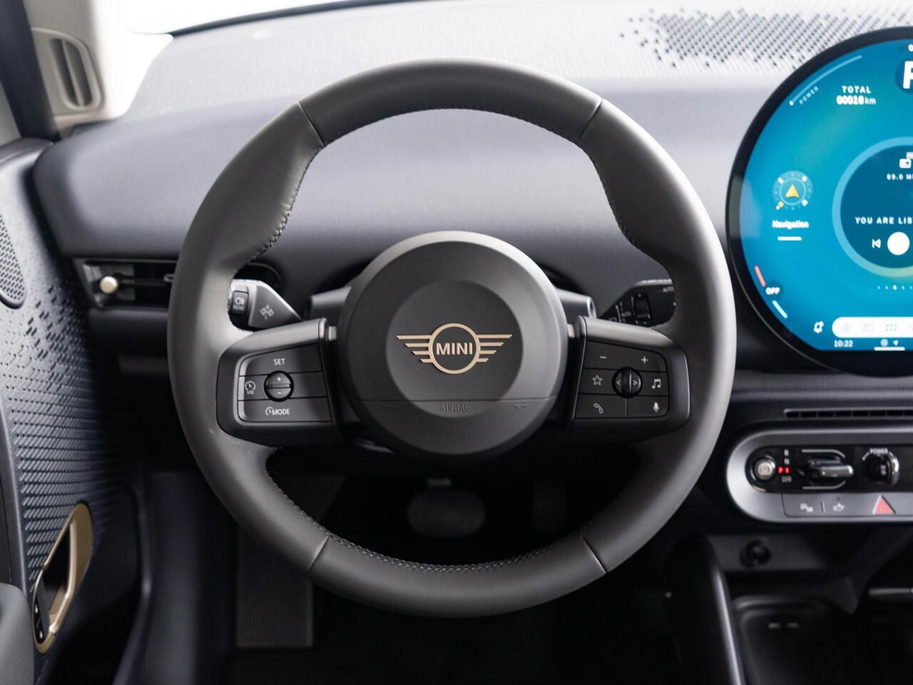 Mini Electric Cooper SE Essential Pack