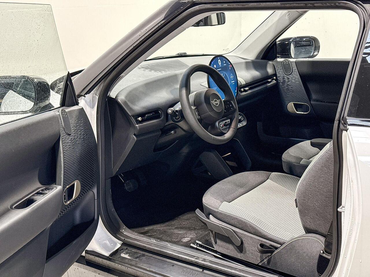 Mini Electric Cooper 3-deurs Cooper SE Essential 54.2 kWh