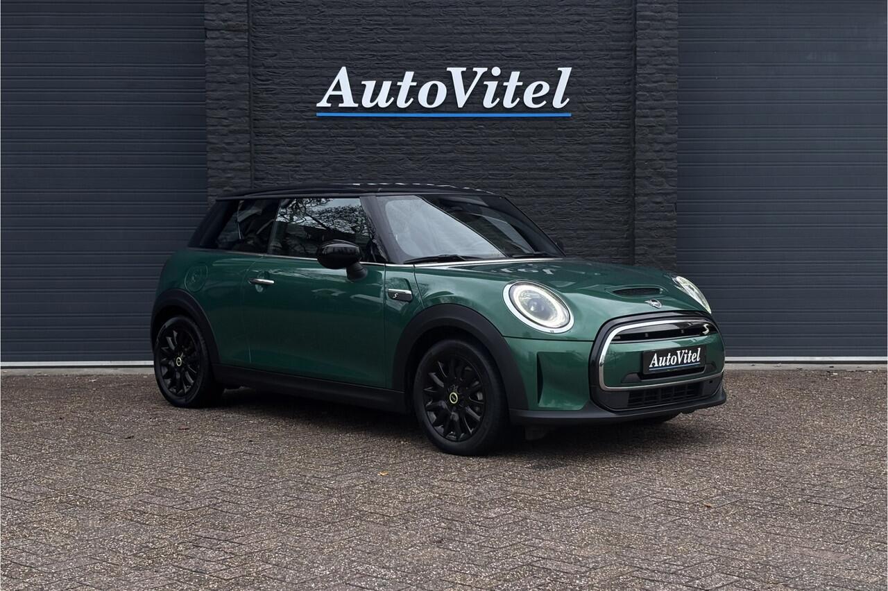 Mini Electric Cooper SE Classic 33 kWh | Sportleder | Stoelverwarming | Carplay | LED
