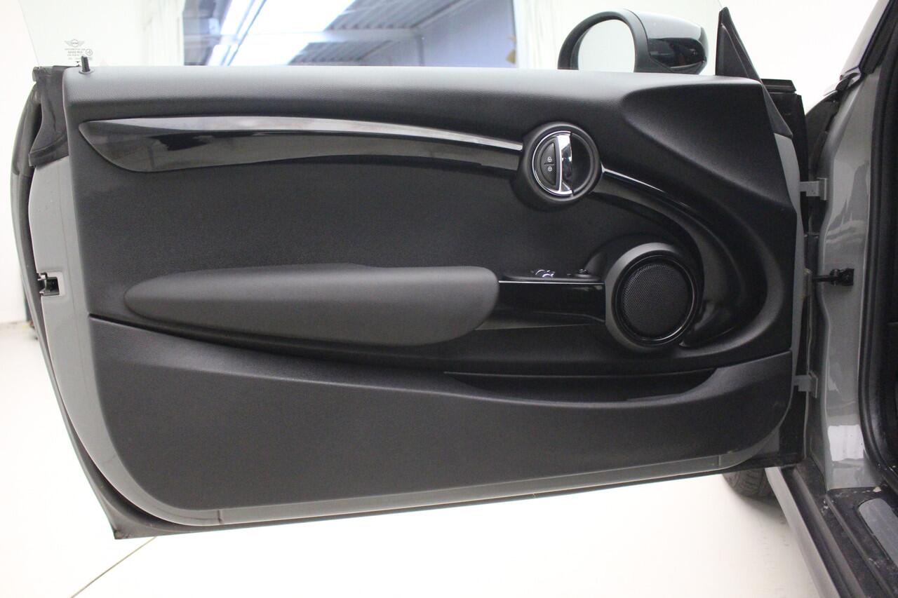 Mini Electric 3-deurs Cooper S 33 kWh | Navi | Snelader | Sportstoelen |