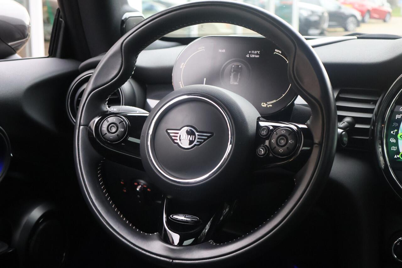 Mini Electric Mini Camden Plus Edition 33 kWh | Leder | Panoramadak | Stoelverwarming .