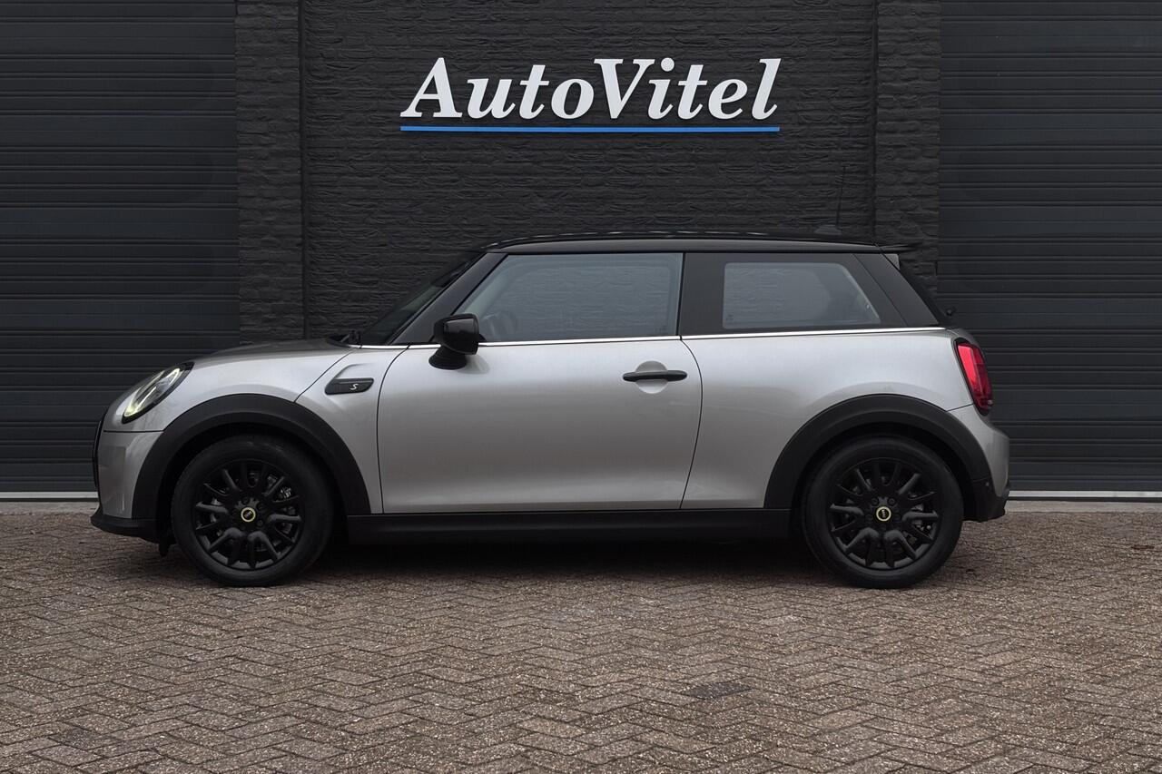 Mini Electric Cooper SE 33 kWh | Camera | Sportleder | Comfort Access | Stoelverwarming | LED