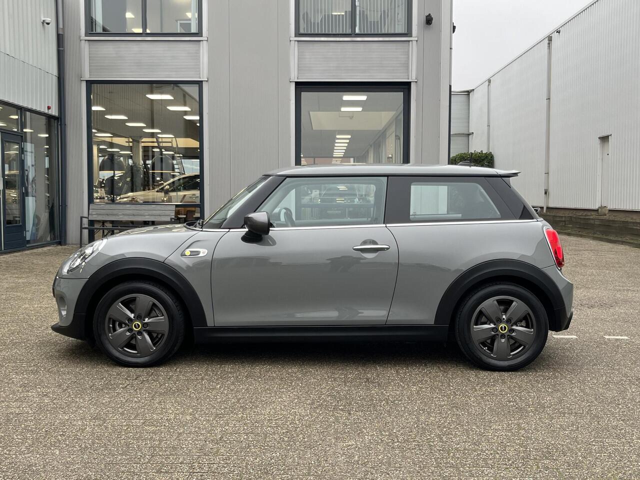 Mini Electric Cooper SE 33 kWh | Navi/Clima/Cruise/16"/Bluetooth/Apple CarPlay-Android Auto
