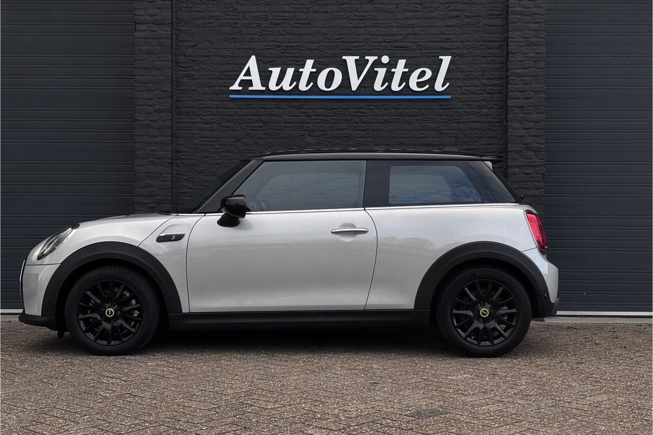 Mini Electric Cooper SE Classic 33 kWh | Sportleder | Stoelverwarming | Carplay | LED