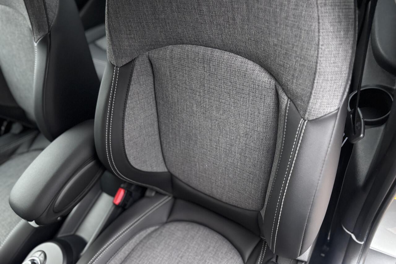 Mini Electric Cooper SE 33 kWh | Camera | Comfort Access | Stoelverwarming | LED