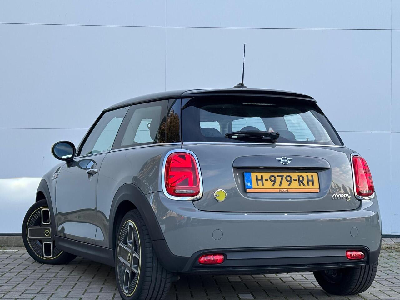 Mini Electric Mini 33 kWh | Navigatie | Parkeer sensoren |