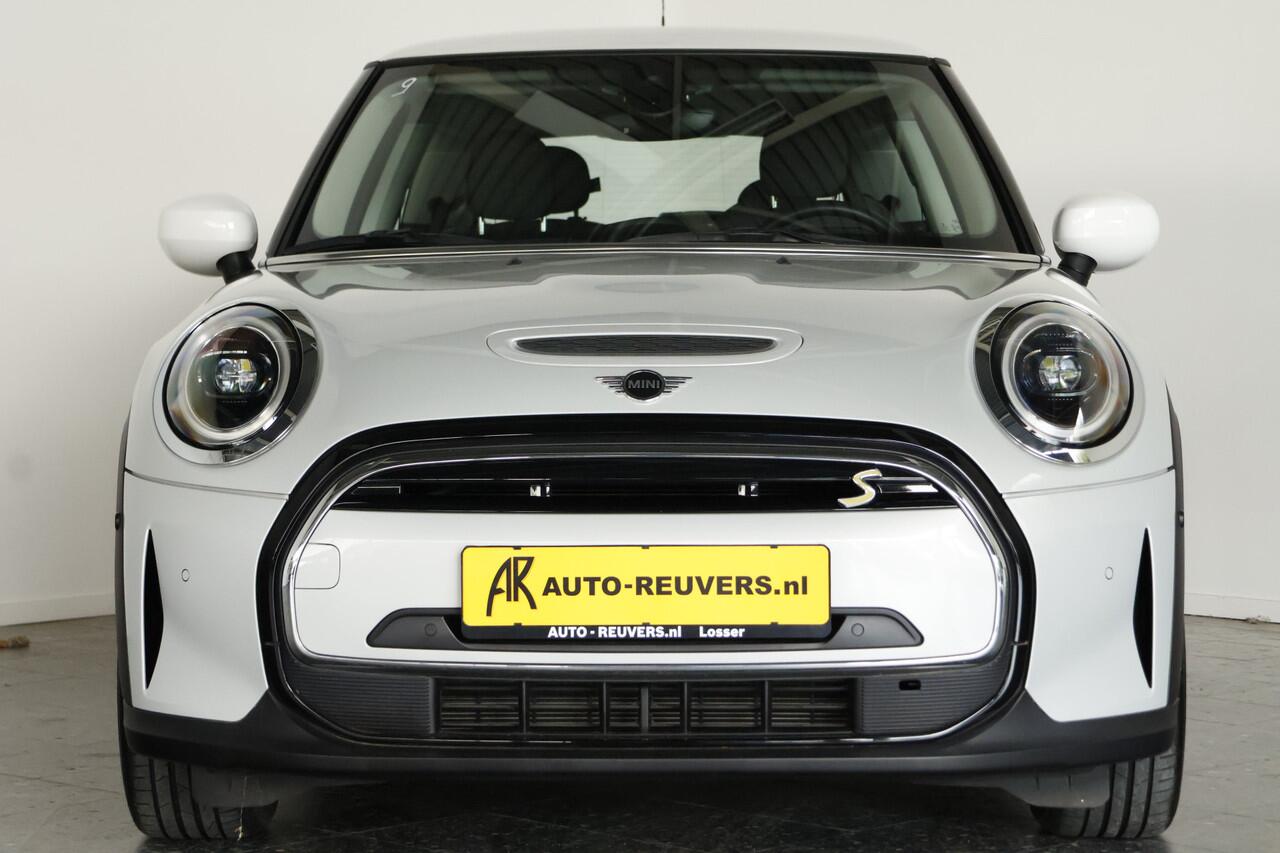 Mini Electric Mini Essential 33 kWh / Navi / CarPlay / ACC / Cam / LED