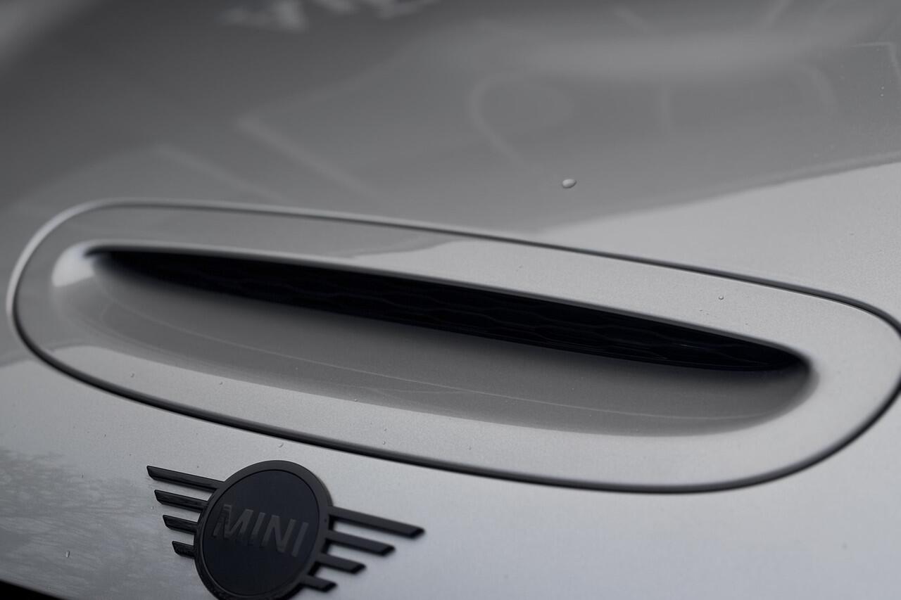 Mini Electric Cooper SE 33 kWh | Camera | Comfort Access | Stoelverwarming | LED