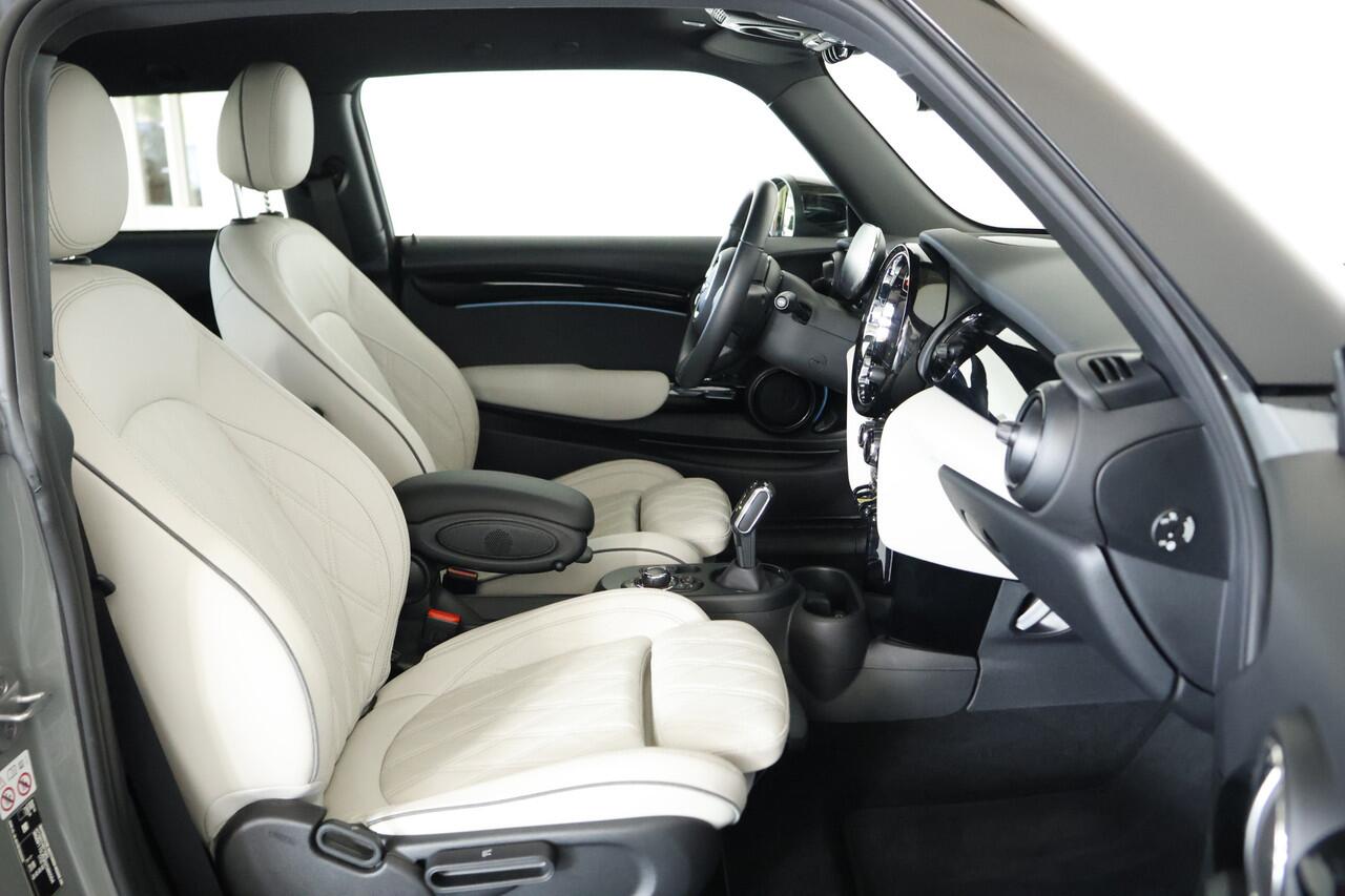 Mini Electric Mini MINI Electric Collection 33 kWh / Licht Leder / Navi / CarPlay / LED